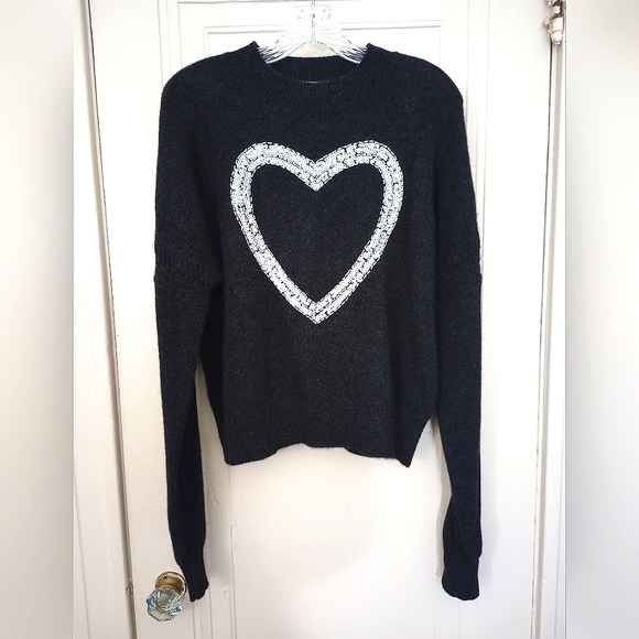 Wildfox Cashmere Heart Embroidered Gray Sweater - Picture 2 of 5